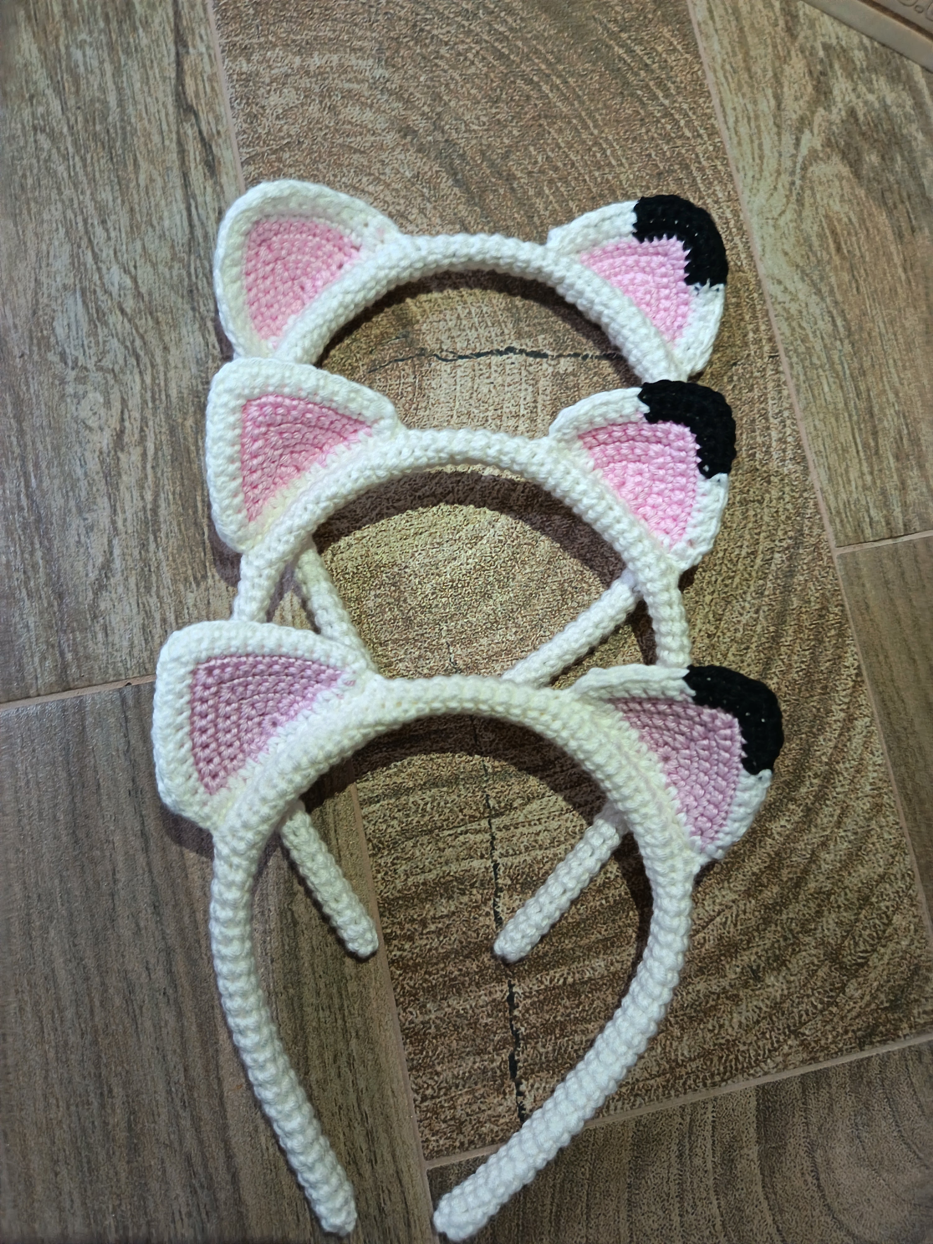 Horgolt "Pandis" hajpánt